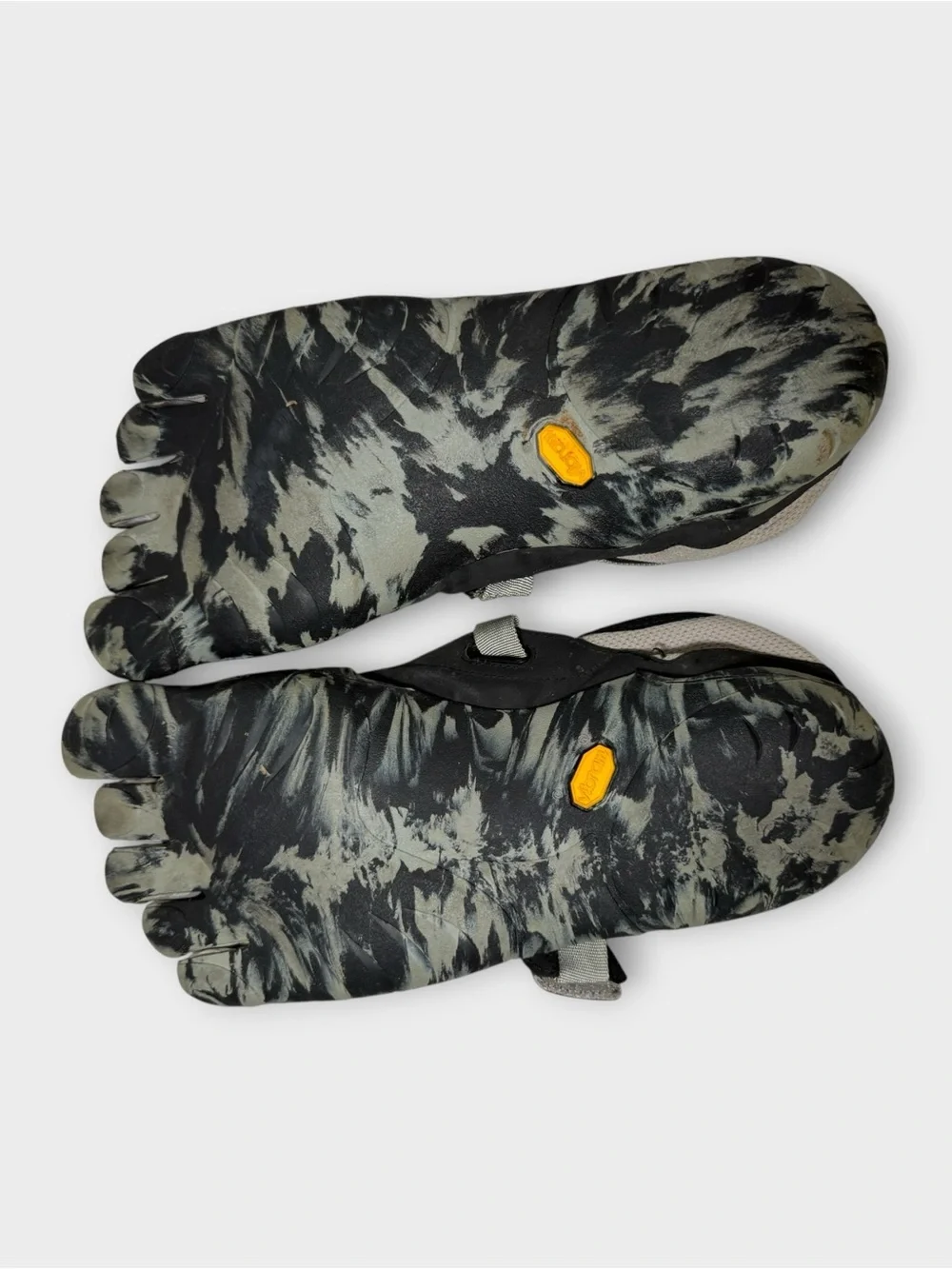 GUC Vibram Five Fingers shoes | Size 11 - 11.5
